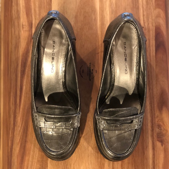 Bandolino Block Heel Penny Loafers - Picture 4 of 7